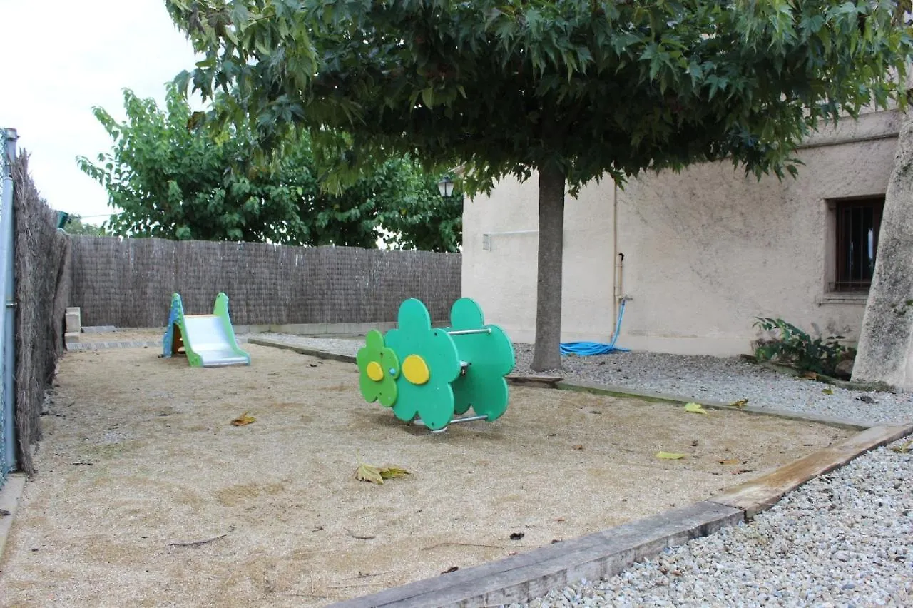 בית נופש הוילה Viloví de Oñar Turisme Rural Les Moreres ספרד